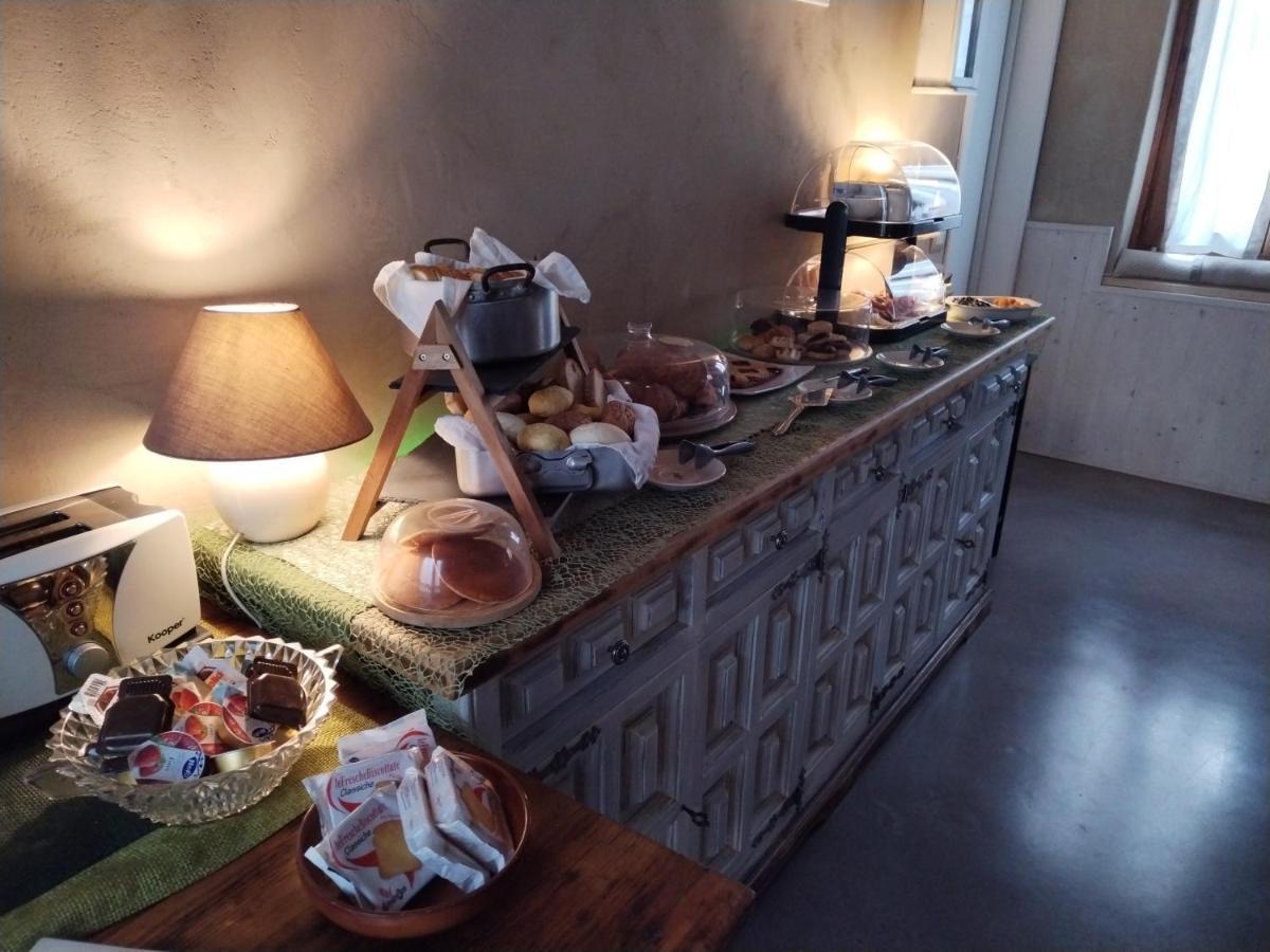 Ca' Blanca Bed & Breakfast Кастелнуово дел Гарда Екстериор снимка